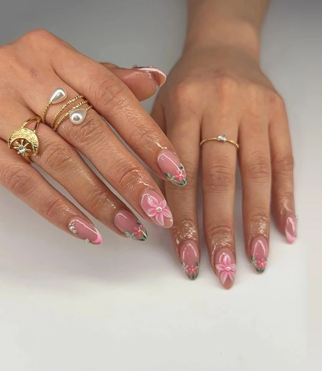 QUEEN NAILS Luxury